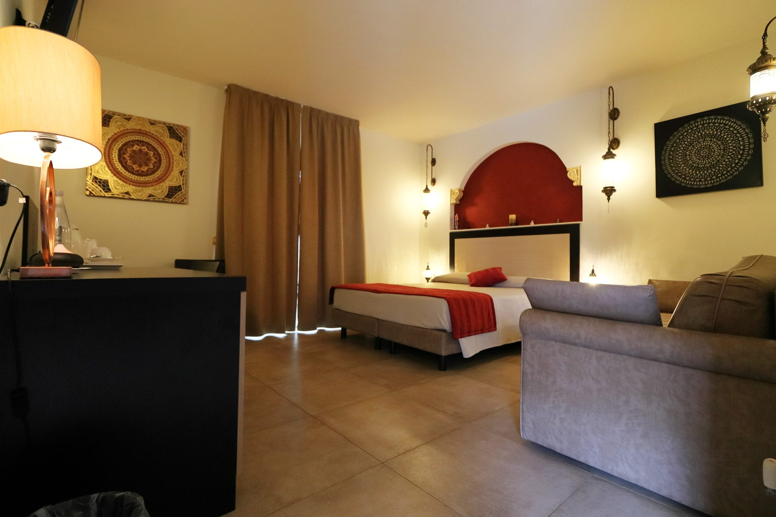 Chambres - Riad Comfort Rooms France chambre comfort rez de chaussee double arc bordeaux riad comfort rooms 1