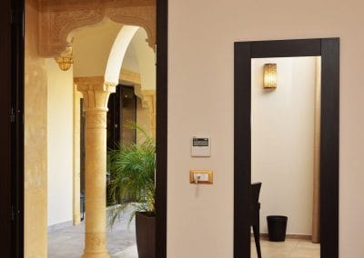 Gallery - RIAD COMFORT ROOMS dettaglio-ingresso-camera-riad-comfort-rooms-san-vito-lo-capo-mare-vacanze (6)